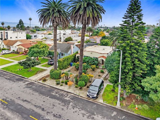 2428 S Dunsmuir, Los Angeles, CA 90016