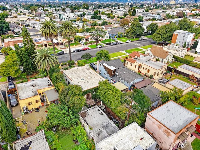 2428 S Dunsmuir, Los Angeles, CA 90016