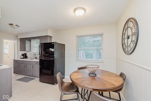 5 Whitewood Court, Beech Grove, IN 46107