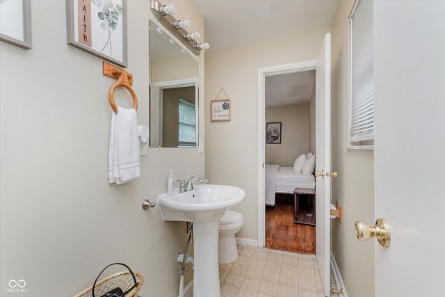 5 Whitewood Court, Beech Grove, IN 46107