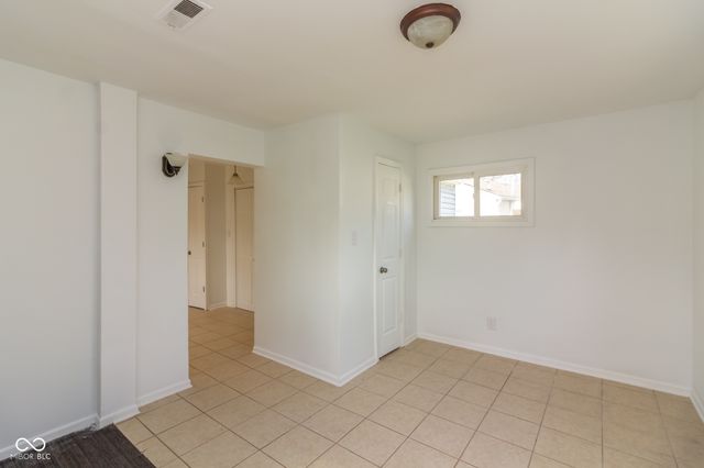 380 Parkway Street, Whiteland, IN 46184