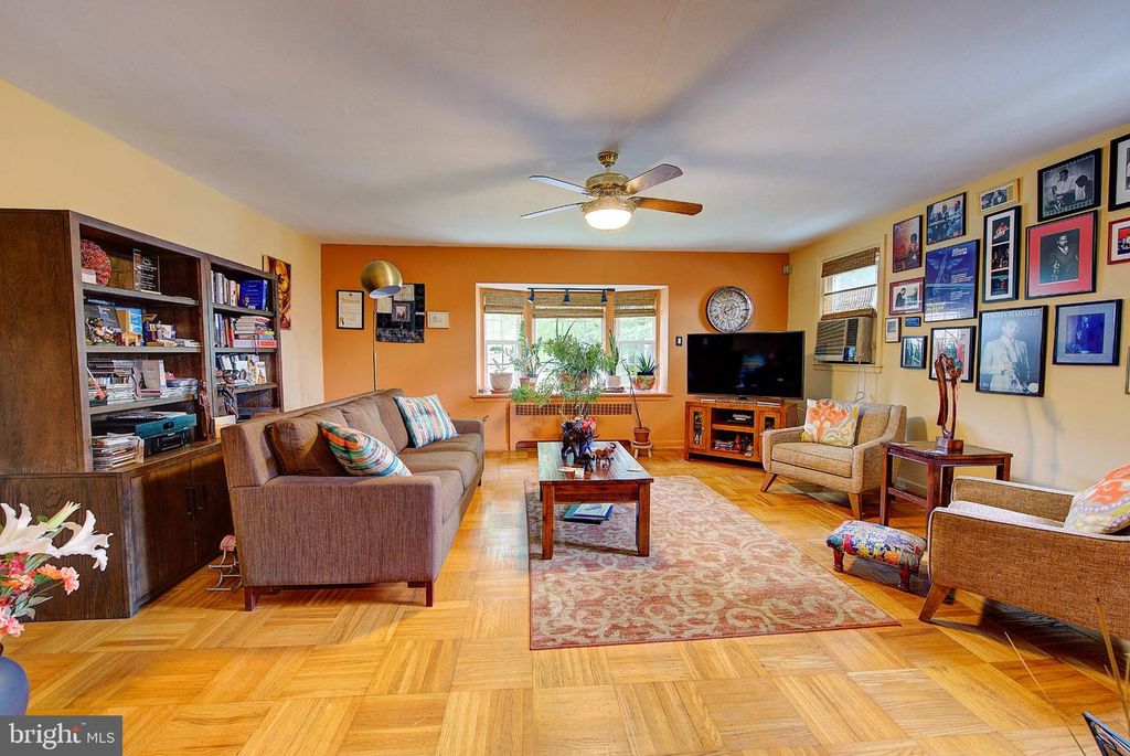 834 E VERNON RD, PHILADELPHIA, PA 19119 — photo 2