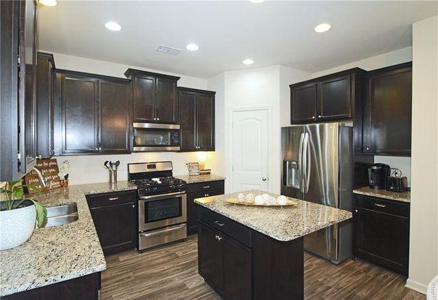 35 Ivey Township Drive, Dallas, GA 30132