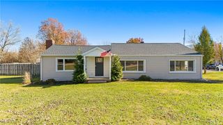 1301 N Main Street, Amherst, OH 44001