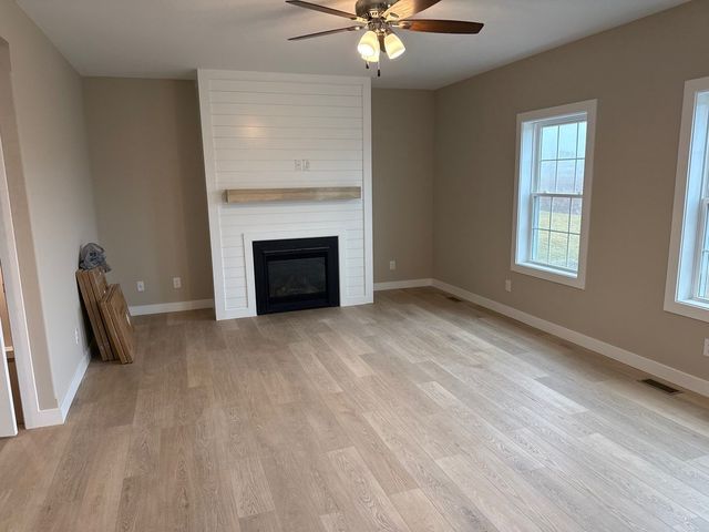 1411 Warwick Drive, Savoy, IL 61874