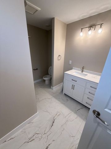 1411 Warwick Drive, Savoy, IL 61874