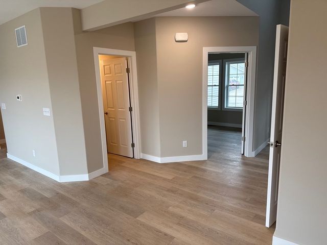 1411 Warwick Drive, Savoy, IL 61874