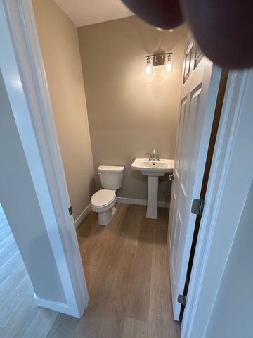 1411 Warwick Drive, Savoy, IL 61874