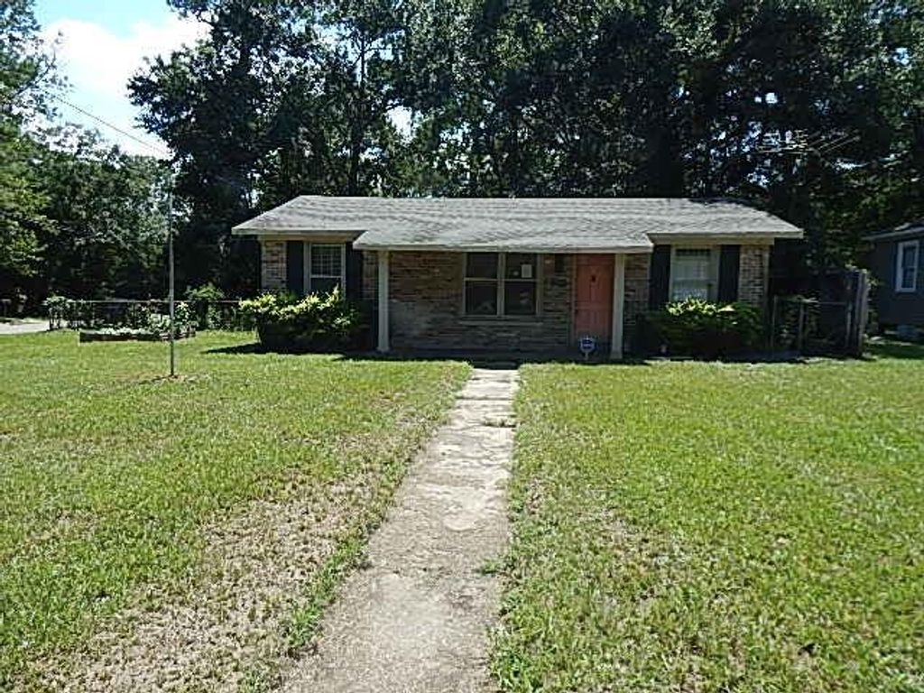 2301 Mcvay Drive N, Mobile, AL 36605 — photo 2