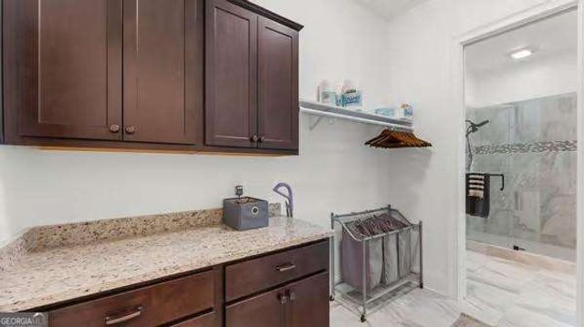 731 Creekside Bend, Alpharetta, GA 30004