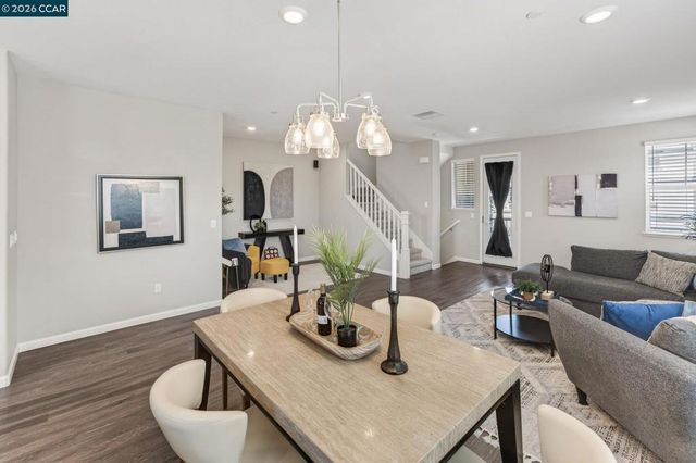 24552 Autumn Mist Way, Hayward, CA 94544