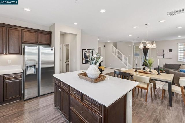 24552 Autumn Mist Way, Hayward, CA 94544