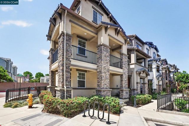 24552 Autumn Mist Way, Hayward, CA 94544