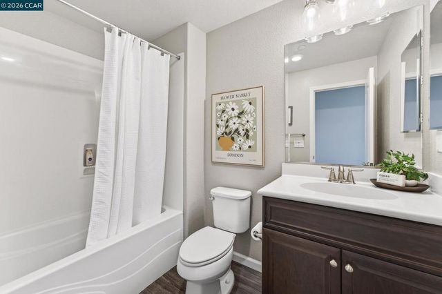 24552 Autumn Mist Way, Hayward, CA 94544
