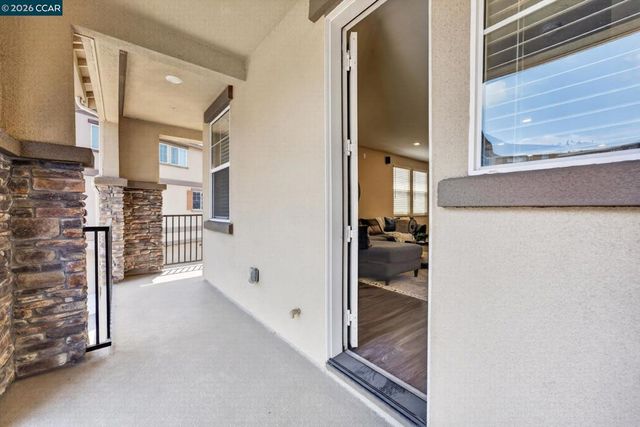 24552 Autumn Mist Way, Hayward, CA 94544