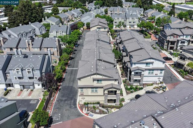 24552 Autumn Mist Way, Hayward, CA 94544