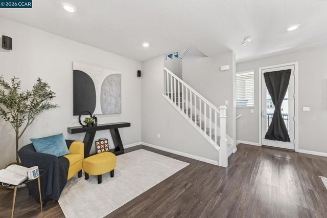 24552 Autumn Mist Way, Hayward, CA 94544