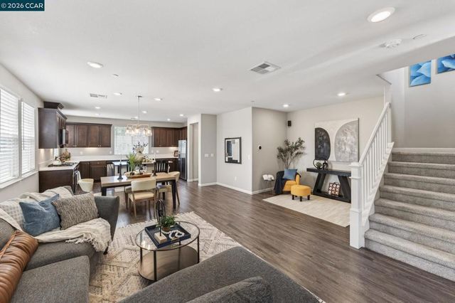 24552 Autumn Mist Way, Hayward, CA 94544