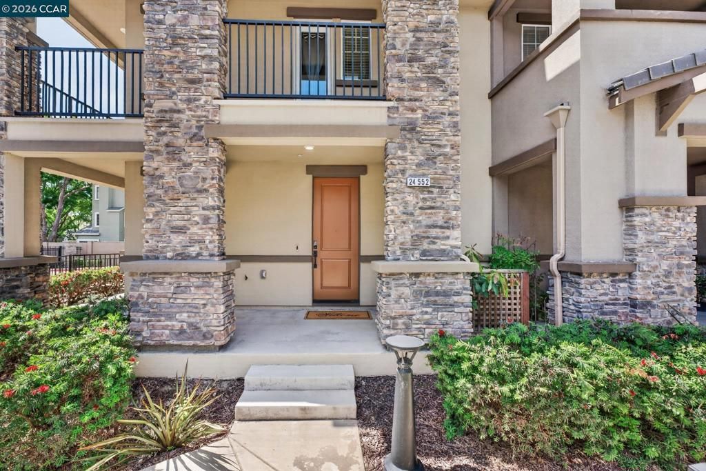 24552 Autumn Mist Way, Hayward, CA 94544