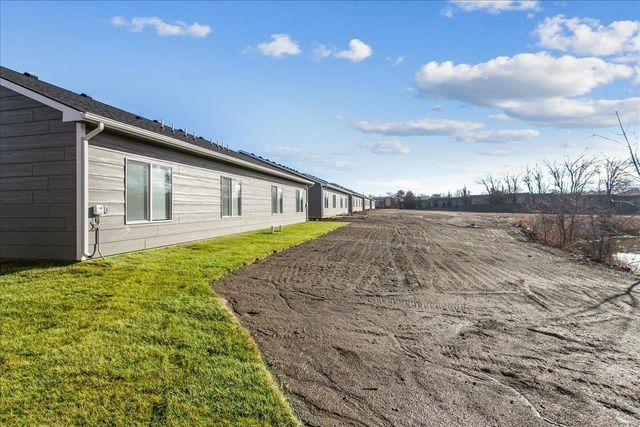 2913 S Bunker Hill Ct., Wichita, KS 67210