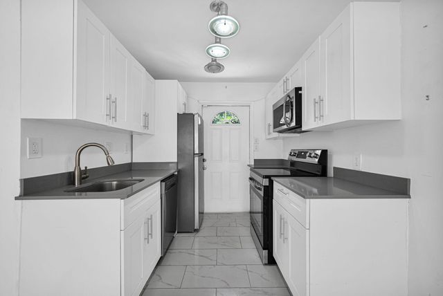 2933 NE 12th Terrace, Pompano Beach, FL 33064