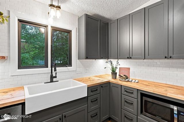 19430 Citation Road, Eagle River, AK 99577