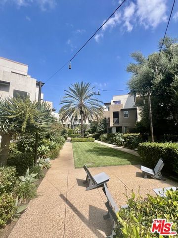 5849 S Sparrow Court, Los Angeles, CA 90094