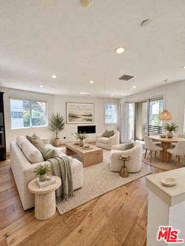 5849 S Sparrow Court, Los Angeles, CA 90094