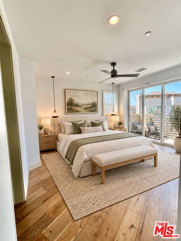 5849 S Sparrow Court, Los Angeles, CA 90094