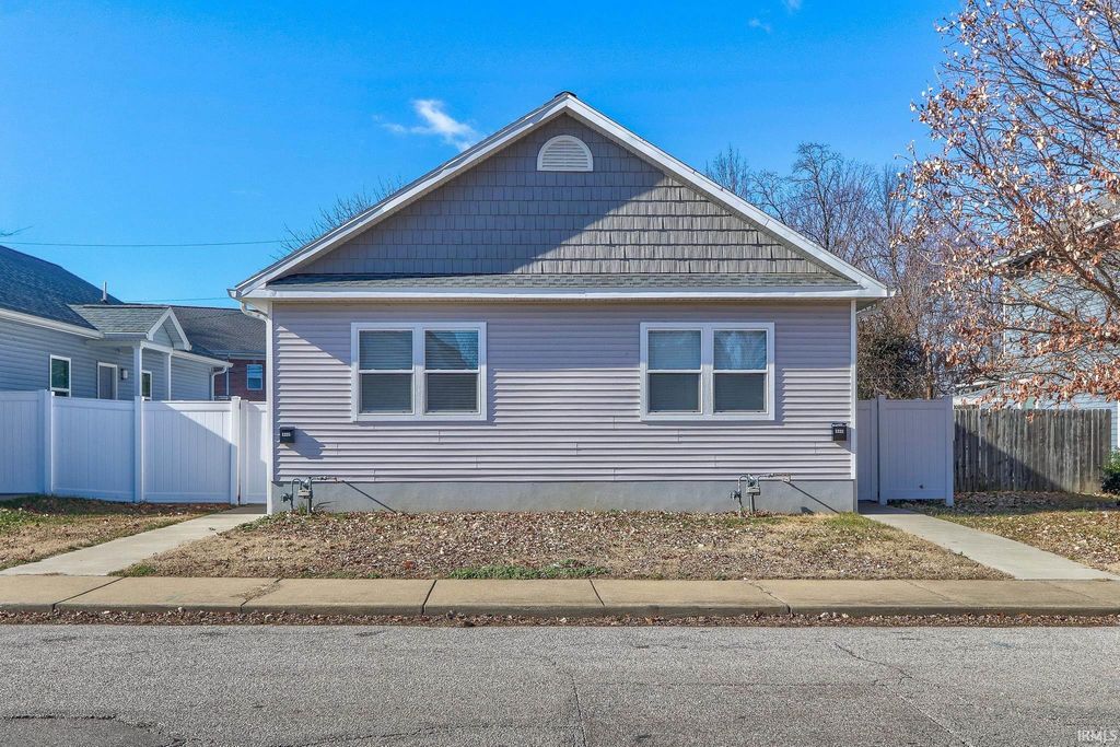 1223-1225 Culver Drive, Evansville, IN 47713