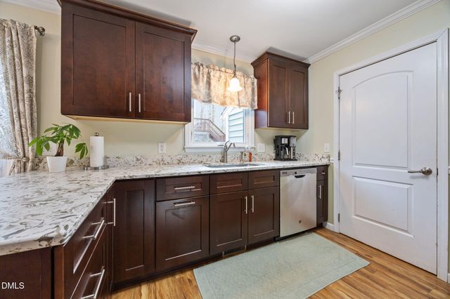 212 Esquire Lane, Cary, NC 27513