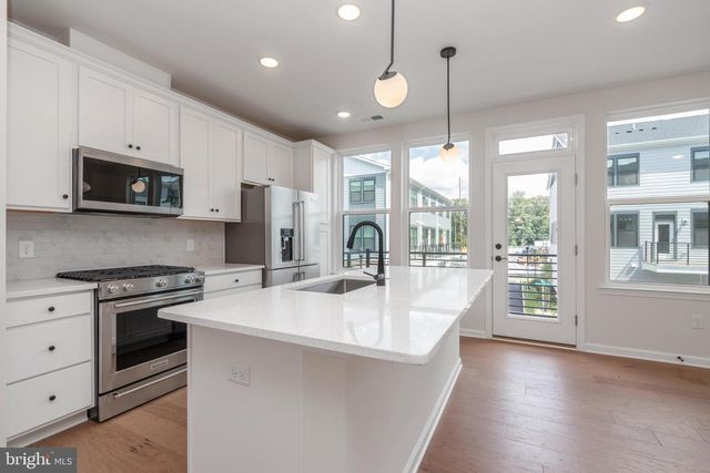 1210 PARKER BLVD, Princeton Junction, NJ 08550
