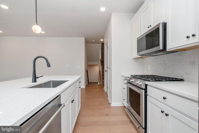 1210 PARKER BLVD, Princeton Junction, NJ 08550