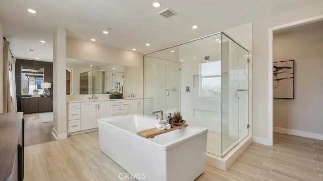 24313 Camino Oceano, Valencia, CA 91354