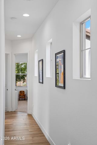2015 E VILLA LINDA Drive, Phoenix, AZ 85024