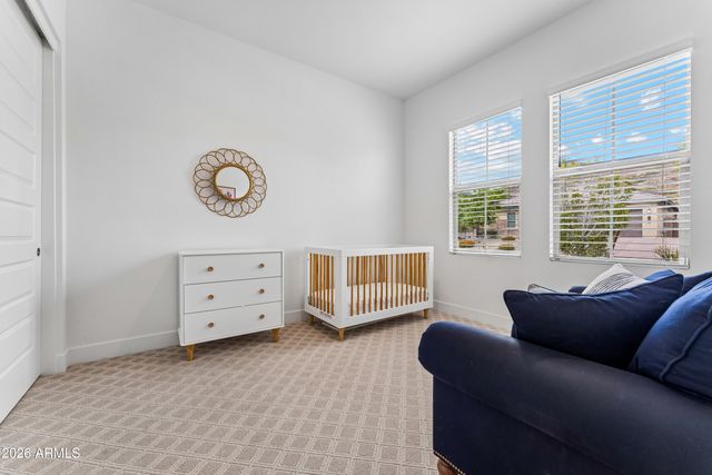 2015 E VILLA LINDA Drive, Phoenix, AZ 85024