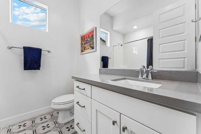 2015 E VILLA LINDA Drive, Phoenix, AZ 85024