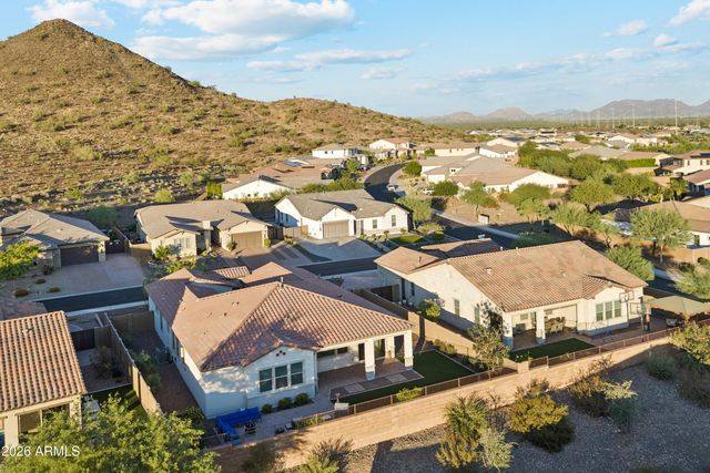 2015 E VILLA LINDA Drive, Phoenix, AZ 85024