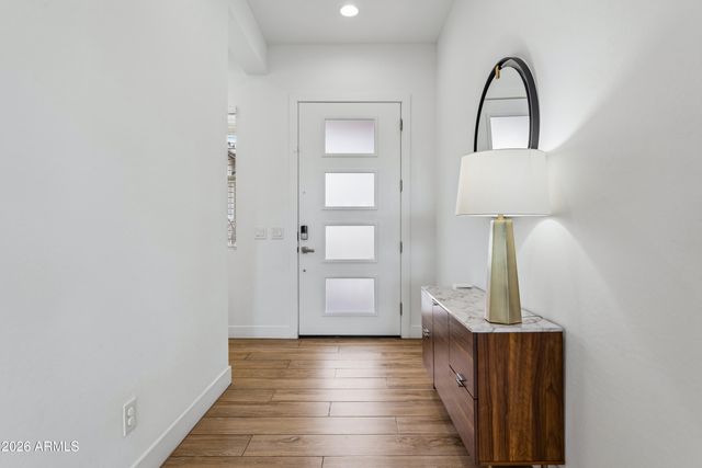 2015 E VILLA LINDA Drive, Phoenix, AZ 85024