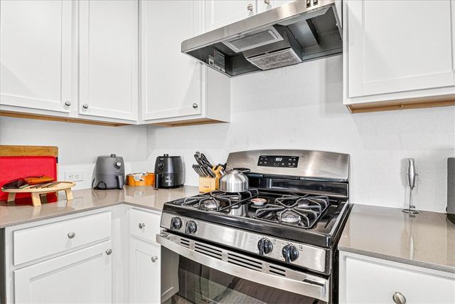 2754 Winterfell St, Corpus Christi, TX 78415