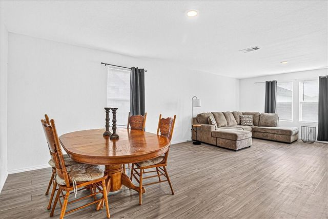 2754 Winterfell St, Corpus Christi, TX 78415