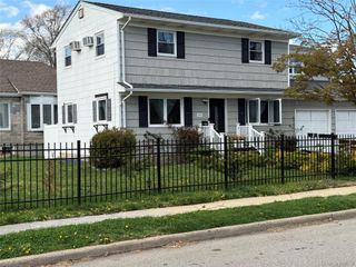 1003 Washington Street, Baldwin Harbor, NY 11510