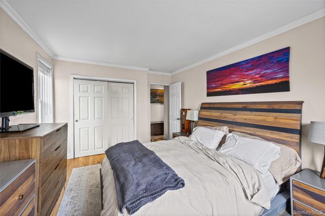 1 E Broadway 3D, Long Beach, NY 11561