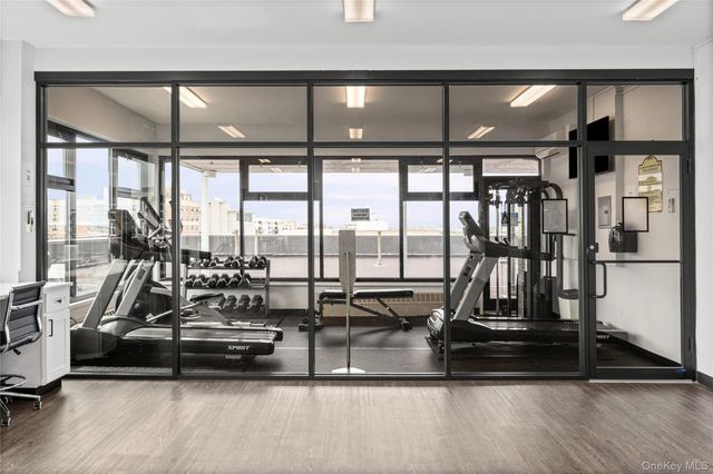 1 E Broadway 3D, Long Beach, NY 11561