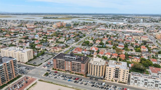 1 E Broadway 3D, Long Beach, NY 11561
