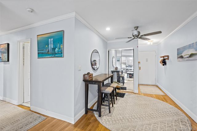 1 E Broadway 3D, Long Beach, NY 11561