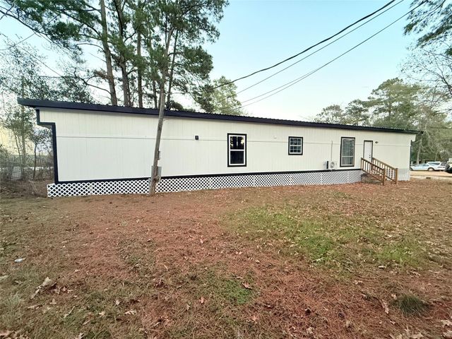 12090 Canal Street, Willis, TX 77318
