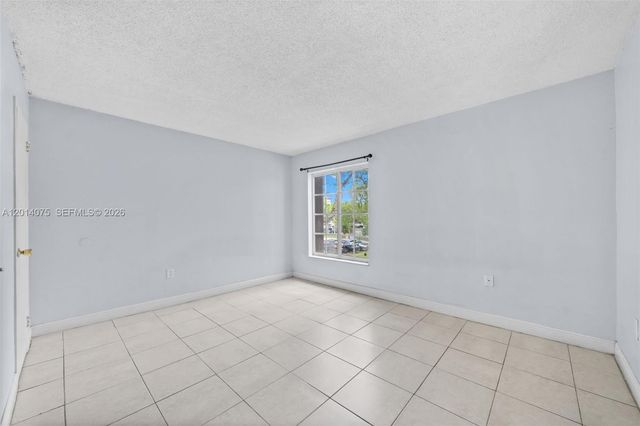 5112 NW 79th Ave 204, Doral, FL 33166