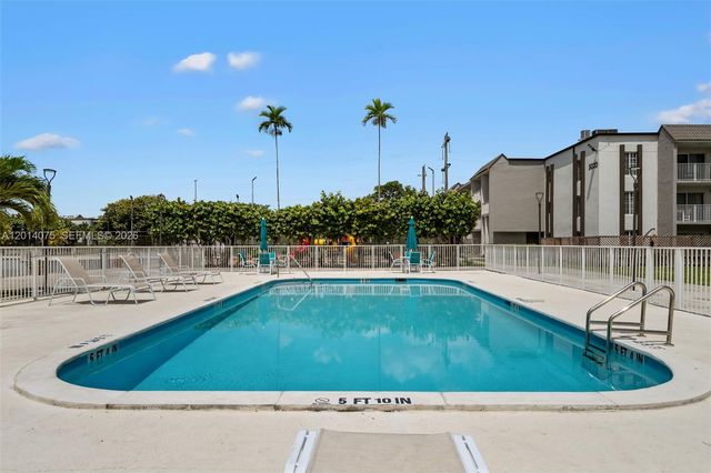 5112 NW 79th Ave 204, Doral, FL 33166