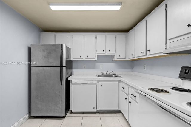 5112 NW 79th Ave 204, Doral, FL 33166